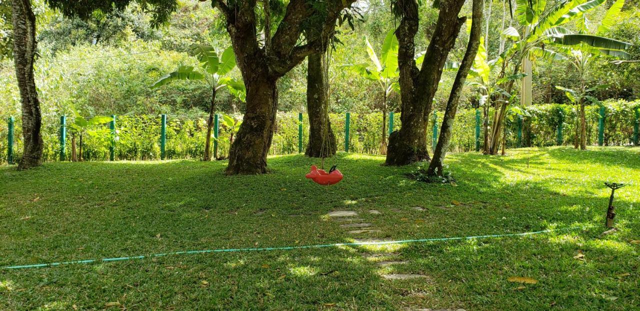 Paraiso Da Serra - Chale Suico Villa Гуарамиранга Екстериор снимка